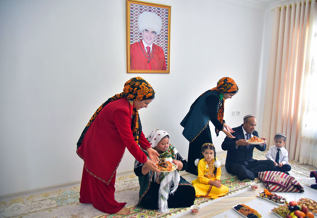 Täze ýaşaýyş jaýlarynyň açylyş dabarasy